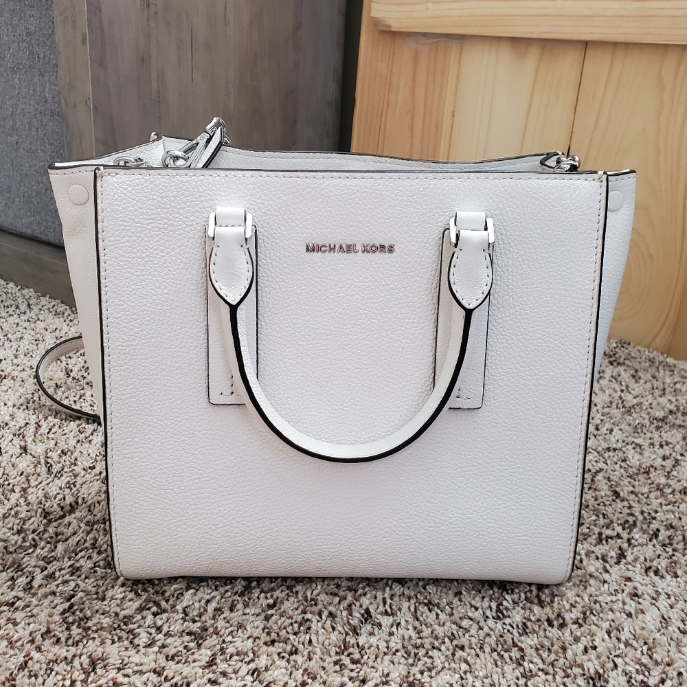 ❗PRICE FIRM❗MICHAEL Michael Kors Medium Satchel